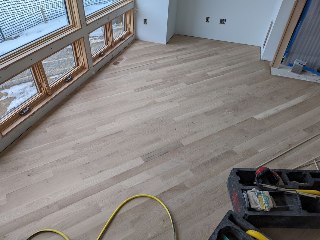 White oak straight-lay installation in new construction, Montana