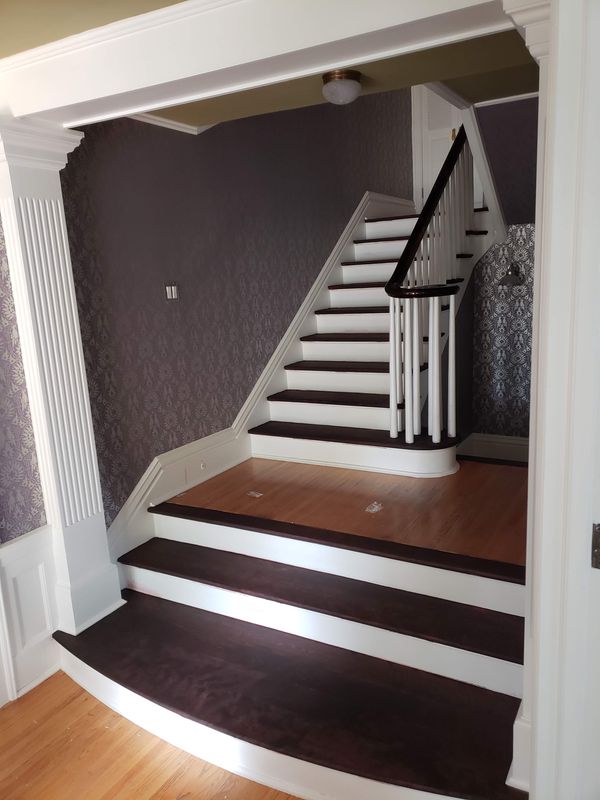 Manor-style staircase construction